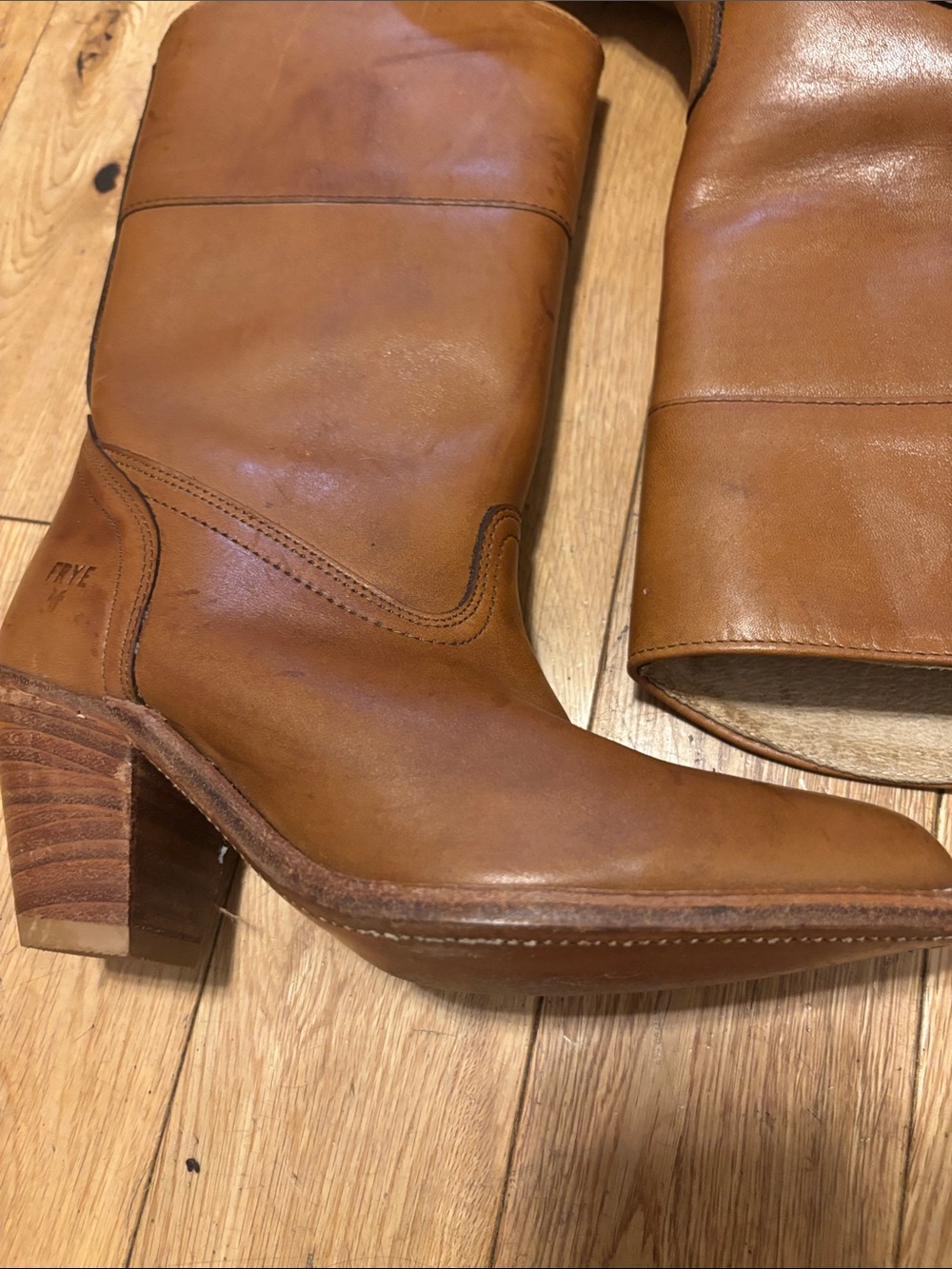 Frye 70s Vintage Tan Leather Mid-Calf Western Boots - Picture 7 of 12
